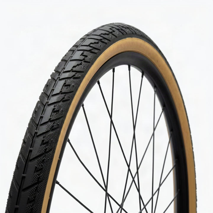 700 x 38c Tyre (38-622) Black/Gumwall